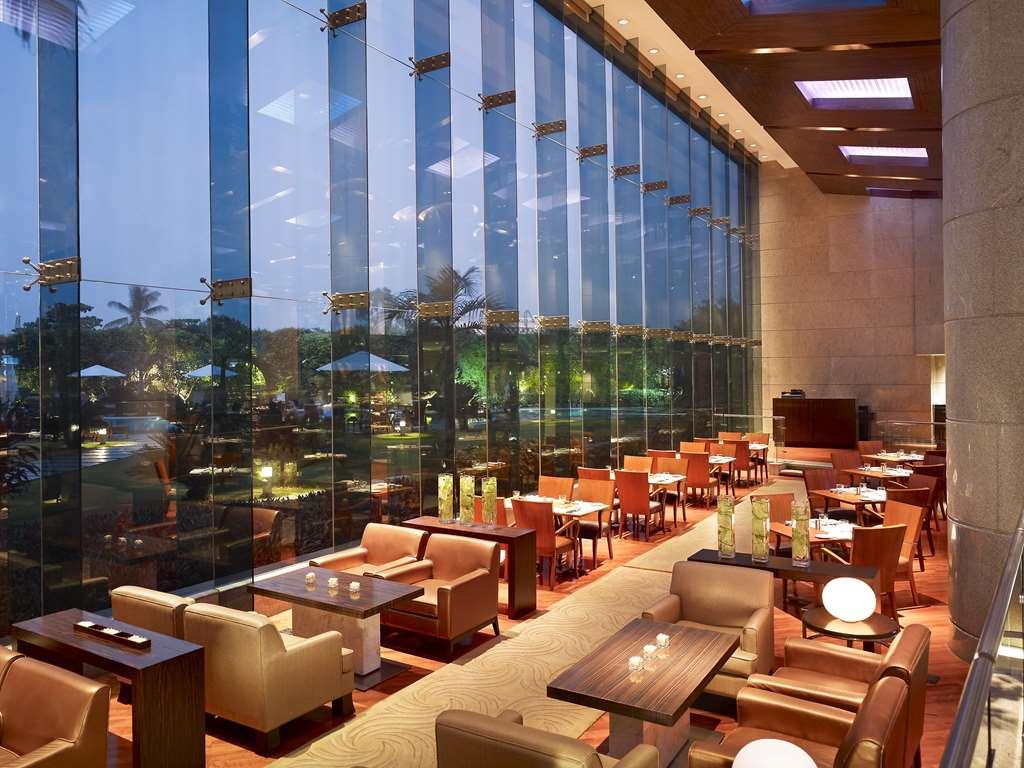 Hyatt Regency Mumbai International Airport Hotel Restaurant foto